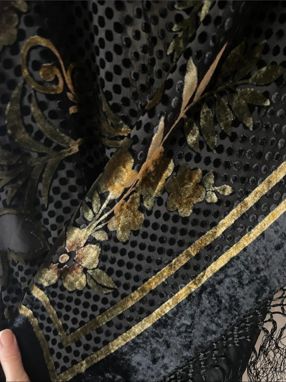 VTG CANDY CAPRICE SILK VELVET BURNOUT SCARF